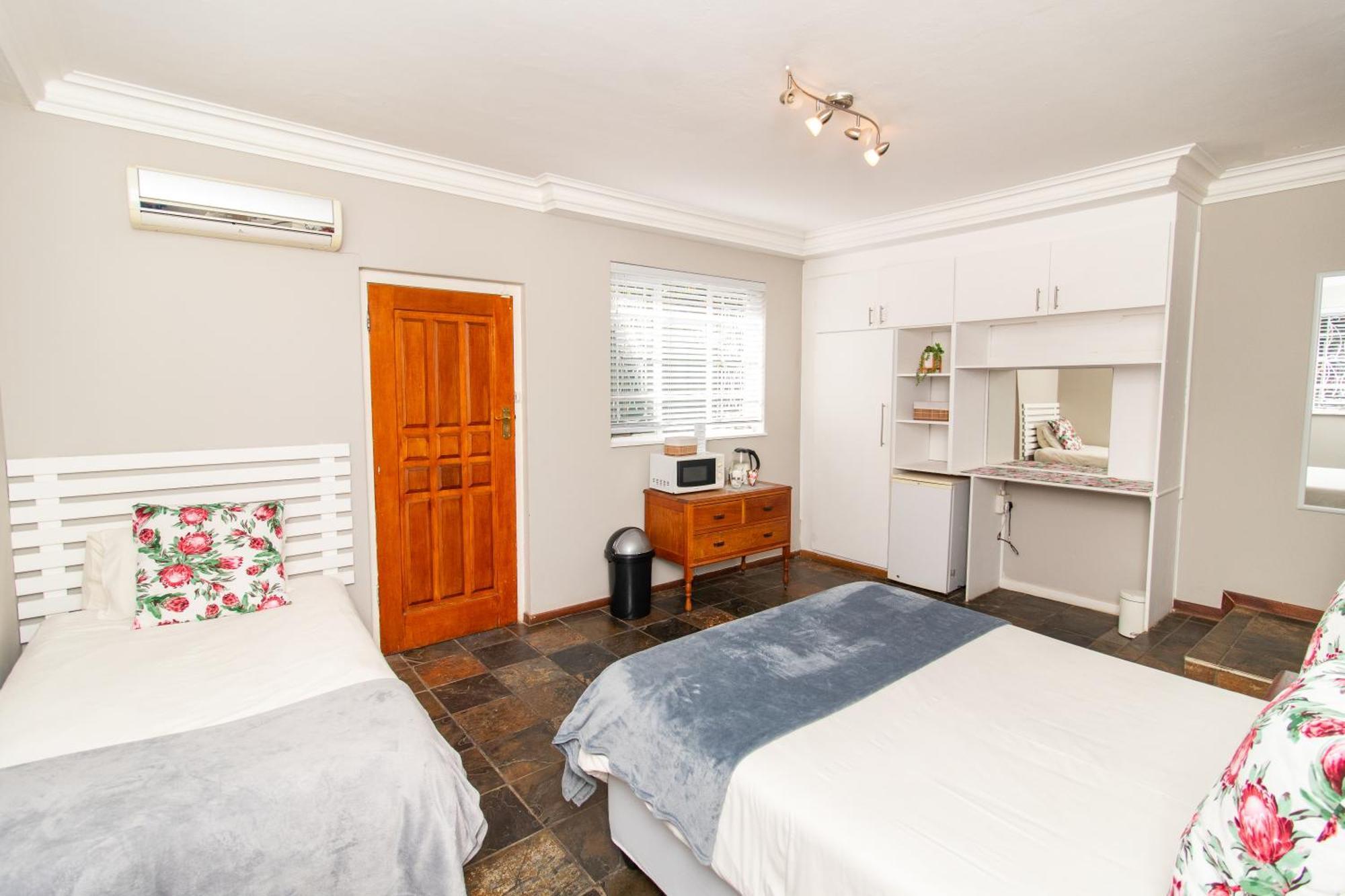 Glenmore Guesthouse Блумфонтейн Экстерьер фото
